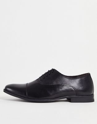 Schuh Rome toe cap shoes in black leather