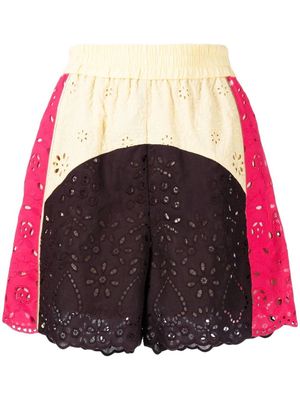 Goen.J broderie-anglaise floral-lace track shorts - Multicolour