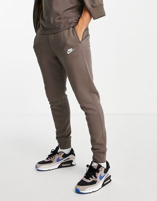 Nike Club Fleece cuffed sweatpants in dark stone-Neutral