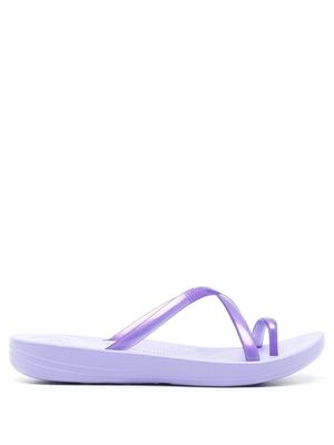 FitFlop cross-strap flip flops - Purple