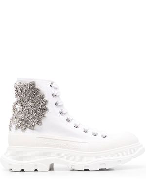 Alexander McQueen crystal-embellished lace-up boots - White