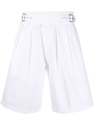 Maison Margiela buckle-detail shorts - White