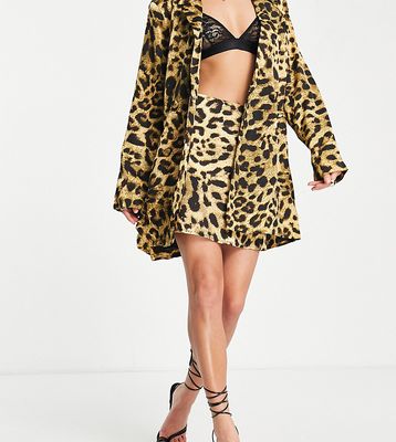 Missguided Petite mini skirt in leopard print - part of a set-Multi