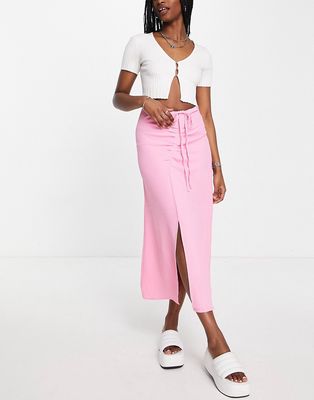 Only midi ruched slit front skirt in pink