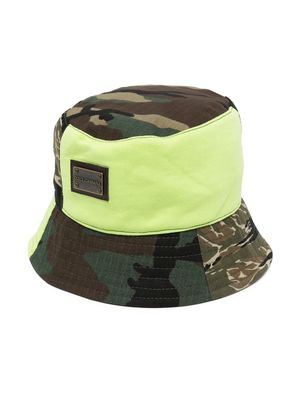 Dolce & Gabbana Kids camouflage-print design bucket hat - Green