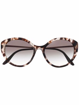 Prada Eyewear tortoise-shell cat-eye sunglasses - Brown