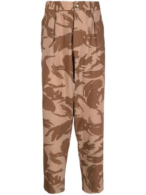 Pierre-Louis Mascia leaves-print tapered trousers - Brown