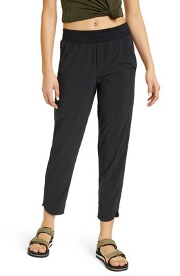 ZELLA Getaway Ankle Pocket Pants in Black