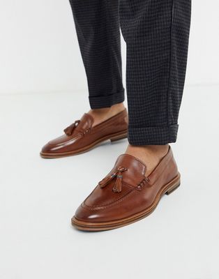 Walk London west tassel loafers in tan leather-Brown
