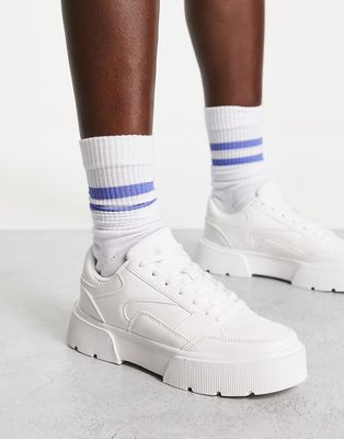 Pull & Bear chunky trainer in white