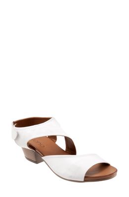 bueno Lizzie Leather Slingback Sandal in White