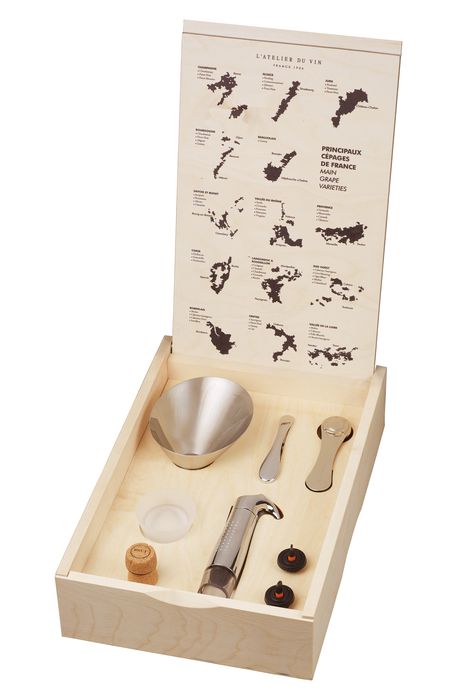 L'Atelier du Vin 7-Piece Oeno Box Connoisseur Set in Beige