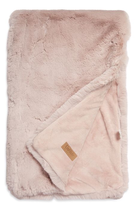 UnHide The Marshmallow 2.0 Medium Faux Fur Throw Blanket in Rosy Baby