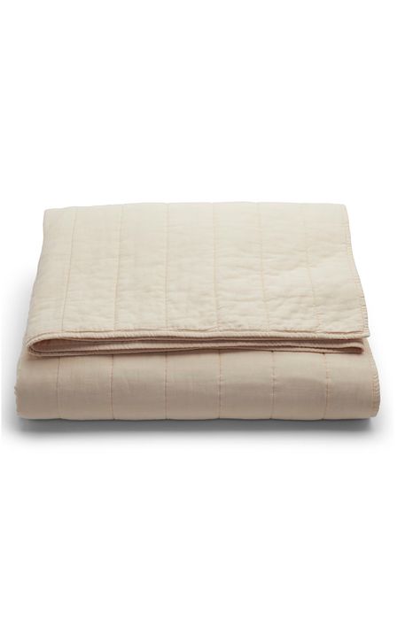 Casper Everyday Quilted Shams in Peach