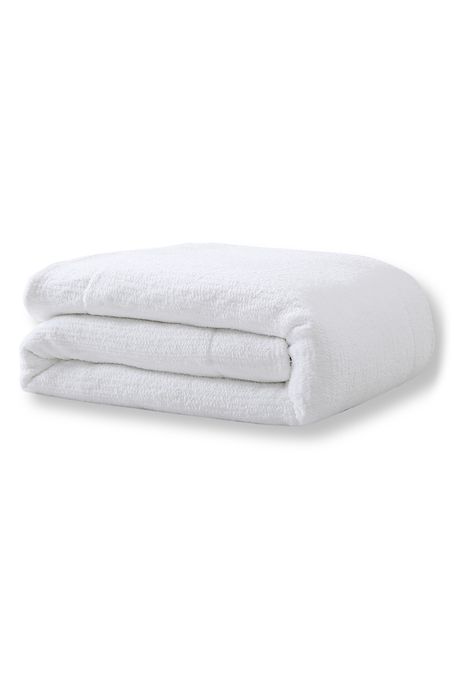 Sunday Citizen Snug Comforter in Clear White