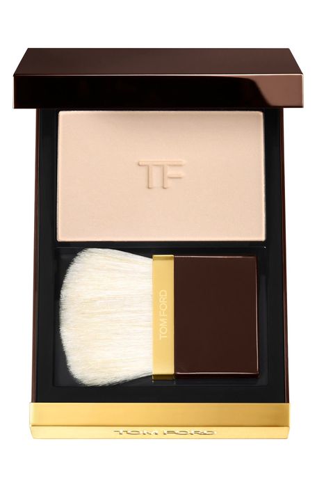 Tom Ford Translucent Finishing Powder in Ivory Fawn