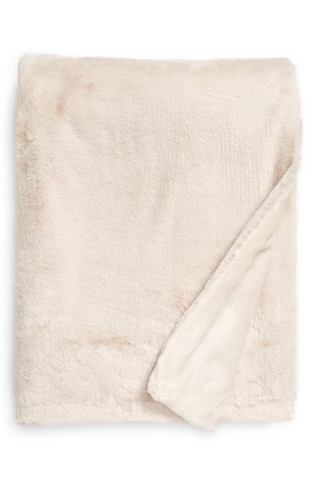 UnHide Cuddle Puddles Plush Throw Blanket in Beige Bear