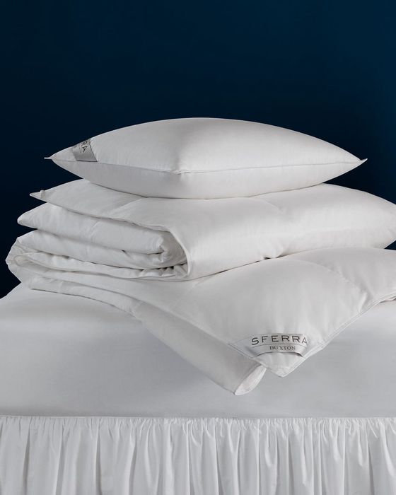 600-Fill European Down Medium Standard Pillow
