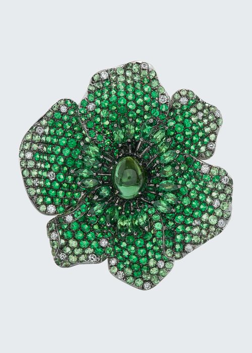 18k White Gold Green Ring from the Flower Collection, Size 7