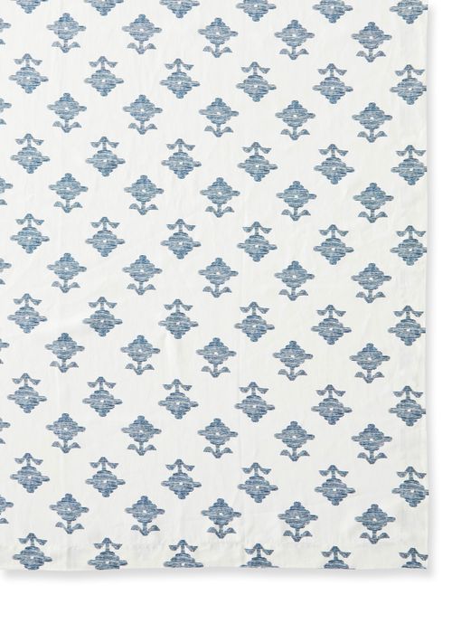 Rubia Linen Tablecloth, 70" x 108"