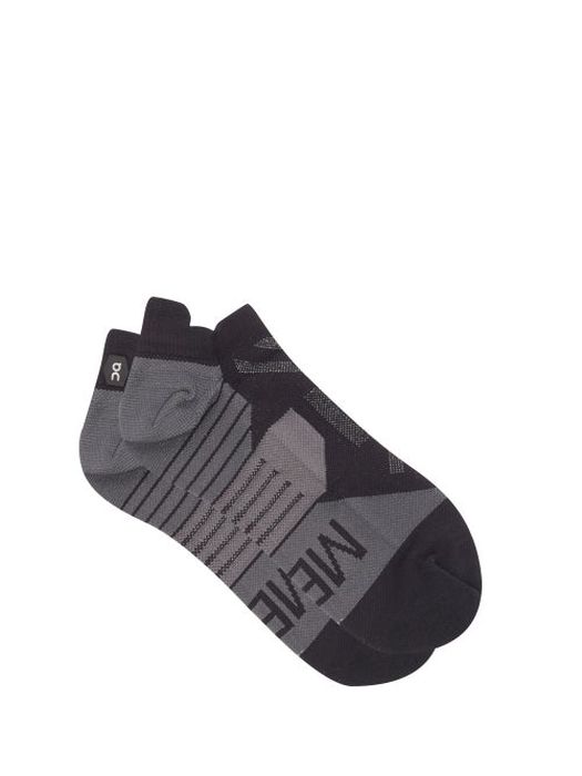 On - Logo-patch Nylon-blend Ankle Socks - Mens - Black