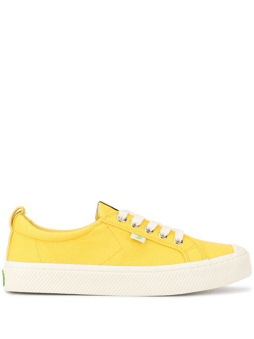 Cariuma OCA low-top canvas sneakers - Yellow