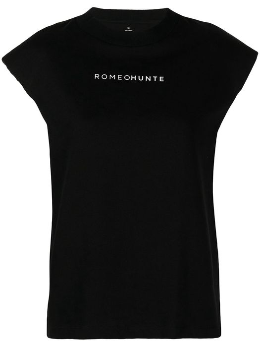ROMEO HUNTE logo-print padded-shoulder T-shirt - Black