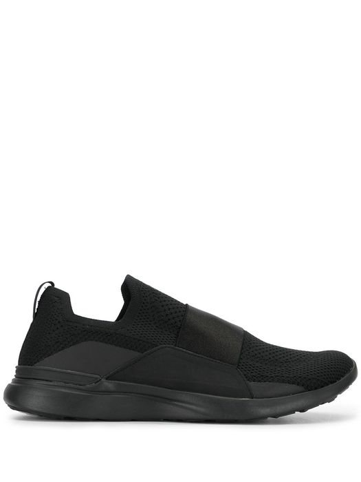 APL: ATHLETIC PROPULSION LABS knitted contrast panel sneakers - Black