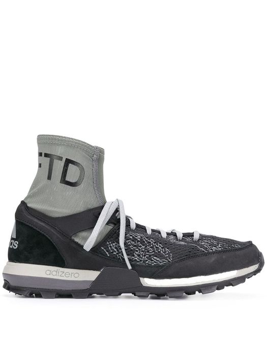 adidas Adidas x UNDEFEATED Adizero XT Boost sneakers - Grey