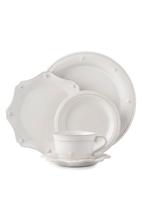 Juliska Berry & Thread Whitewash 5-Piece Place Setting with Teacup