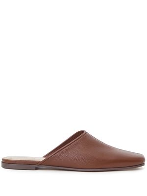 12 STOREEZ square-toe leather slippers - Brown