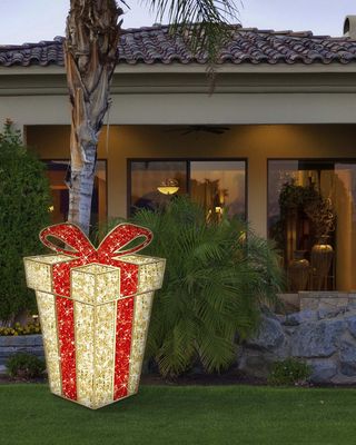 2D Medium Golden Gift Box Outdoor Decoration
