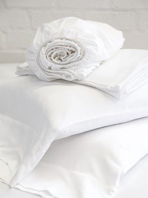 4-Piece Sheets Set - White - Size Queen