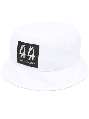 44 LABEL GROUP logo-patch bucket hat - White
