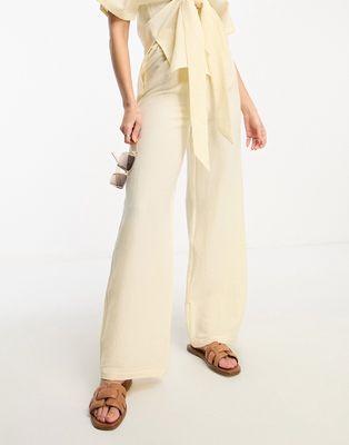 4th & Reckless breeze beach slouchy pants in cream crinkle - part of a set-White