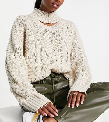 4th & Reckless Petite knit sweater in cream-White