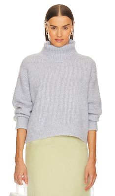 525 Vida Boucle Turtleneck Pullover Sweater in Baby Blue