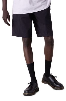 686 Everywhere Relaxed Hybrid Shorts in Black