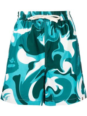 A BATHING APE® abstract-print short shorts - Blue