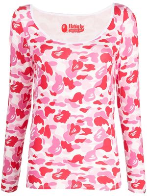 A BATHING APE® camouflage-pattern boat-neck top - Pink
