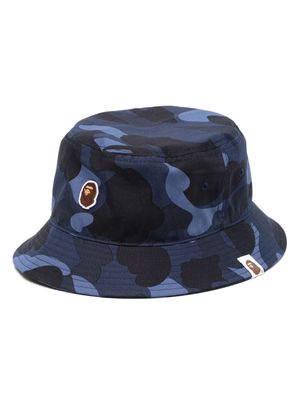 A BATHING APE® camouflage-print cotton bucket hat - Blue