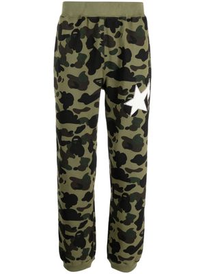 A BATHING APE® camouflage-print cotton track pants - Green