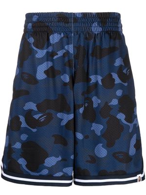 A BATHING APE® camouflage-print track shorts - Blue