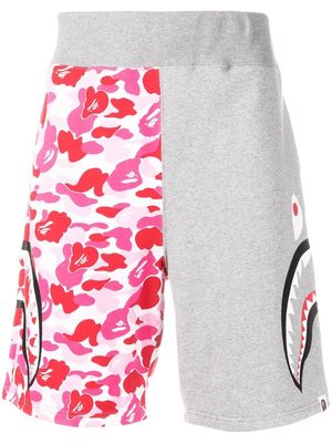 A BATHING APE® jersey knit graphic-print shorts - Pink