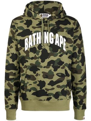 A BATHING APE® logo-print camouflage pullover hoodie - Green