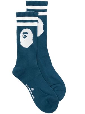 A BATHING APE® logo-print ribbed socks - Blue