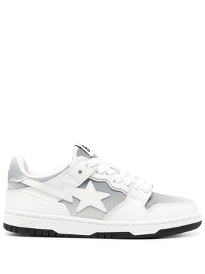 A BATHING APE® star-appliqué faded leather sneakers - White