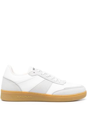 A.P.C. logo-print lace-up sneakers - White