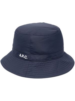 A.P.C. logo-print padded bucket hat - Blue