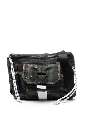 A.P.C. Trek camouflage-print belt bag - Green